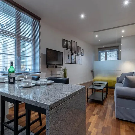 Simply In The Center Spot *