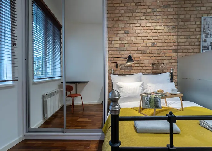 Simply In The Center Spot *