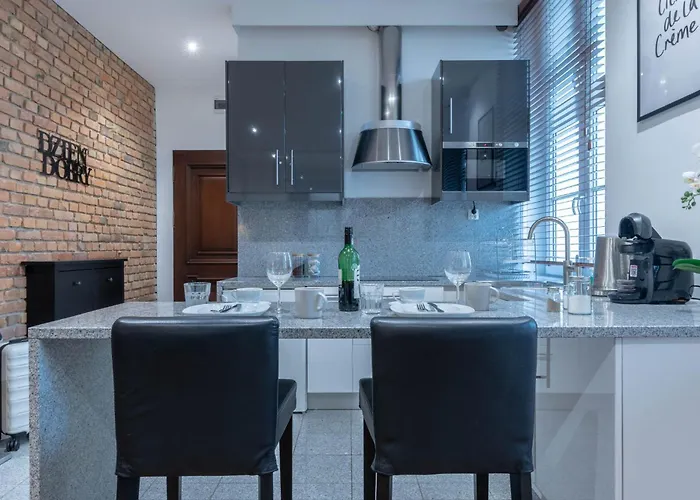 Simply In The Center Spot Apartment